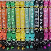 Pet Collars 貓狗 腳板仔圖案鈴鐺頸帶 可調計size 多種顏色 10mm (顏色隨機發貨)